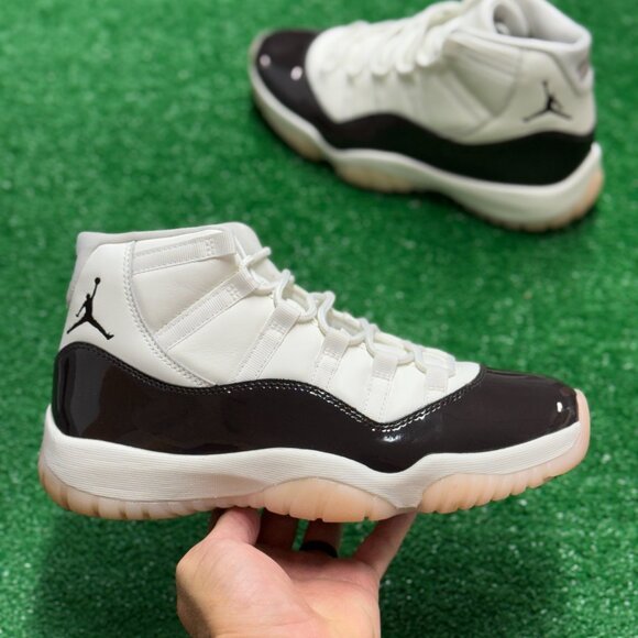 Nike Shoes - Nike Air Jordan 11 White Womens Basketball AR0715-101 VNDS Sz 10 / Mens Sz 8.5